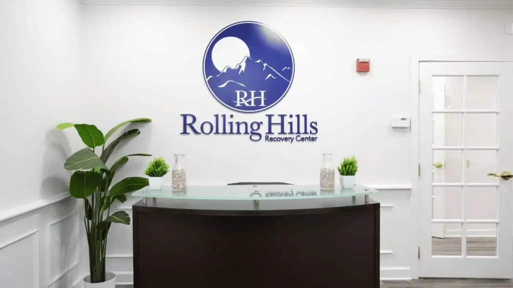 Front desk at rolling hills recovery center drug rehab